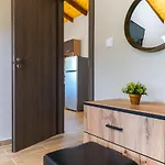 Mulberry Apartament *